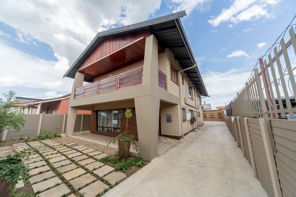 The Musafer Travel Lodge Pietermaritzburg Εξωτερικό φωτογραφία