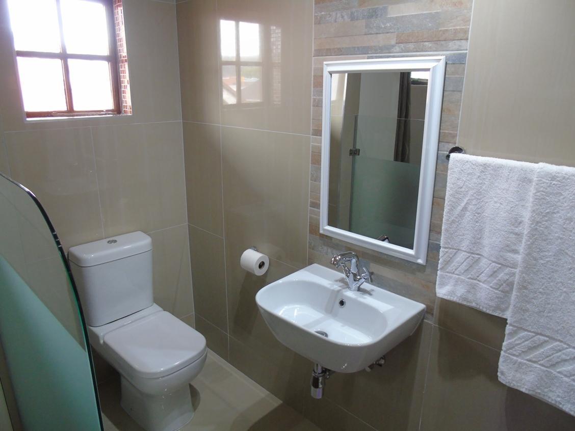 The Musafer Travel Lodge Pietermaritzburg Εξωτερικό φωτογραφία